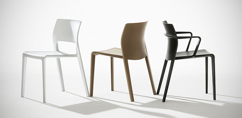 103 chaise moderne