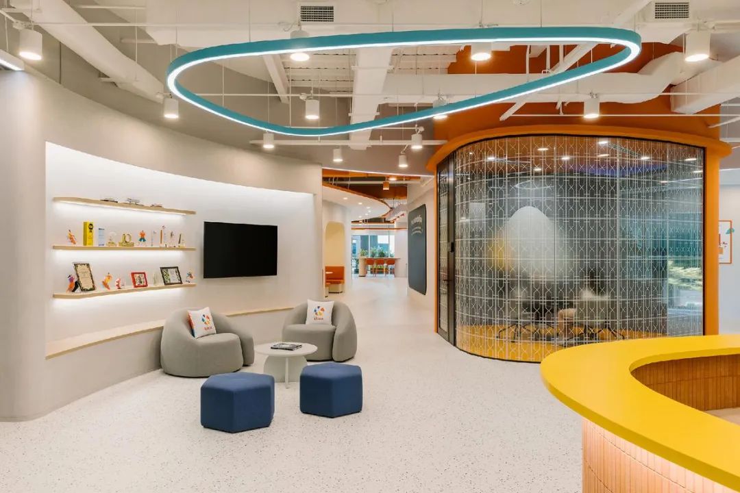 Klook Road Singapore Office: Brand Concrete Practice of Office Environment Design and Customized