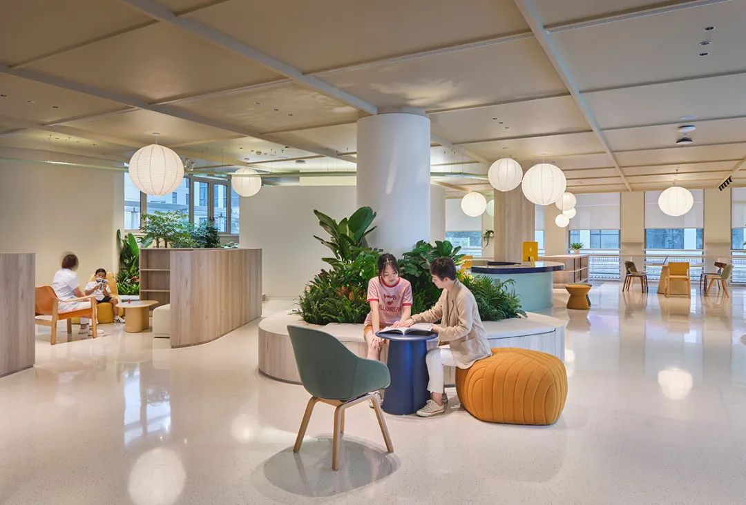 儿童青少年心理门诊定制家具与商业空间设计