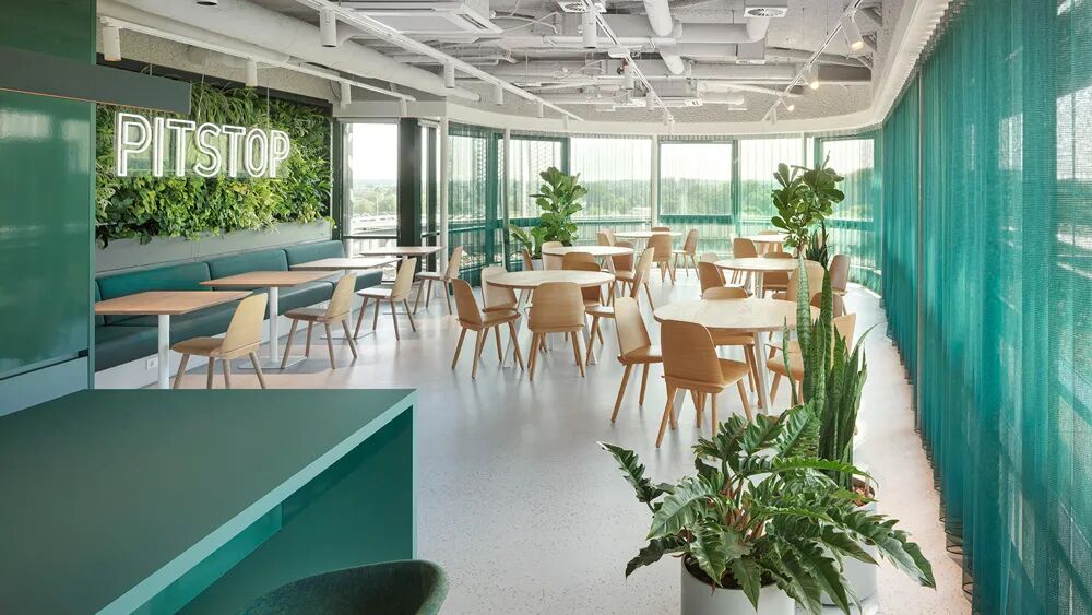 LKQFource鹿特丹办公空间：办公家具与定制化环境设计的融合创新