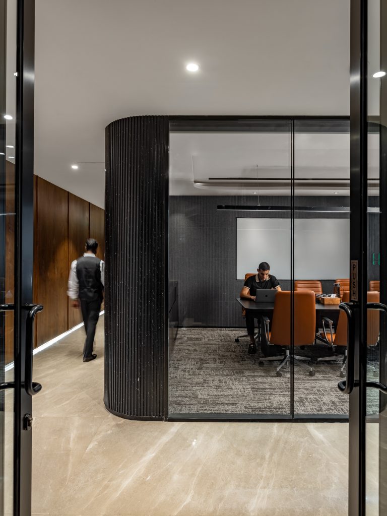 Khaitan office design photo 9