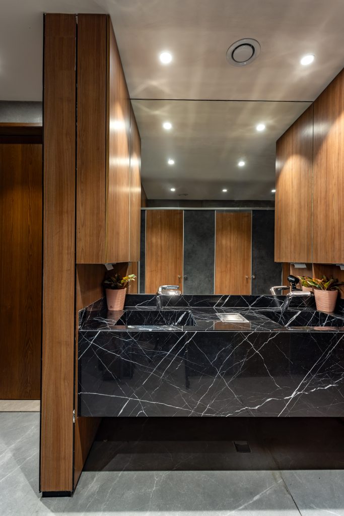 Khaitan office design photo 15