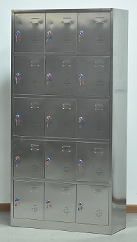 不锈钢十五门更衣柜